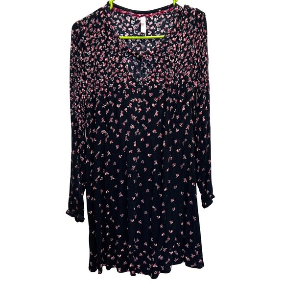 Xhilaration Tops - Xhilaration Women’s Black & Pink Floral Long-Sleeve Blouse Tunic Top Size XL